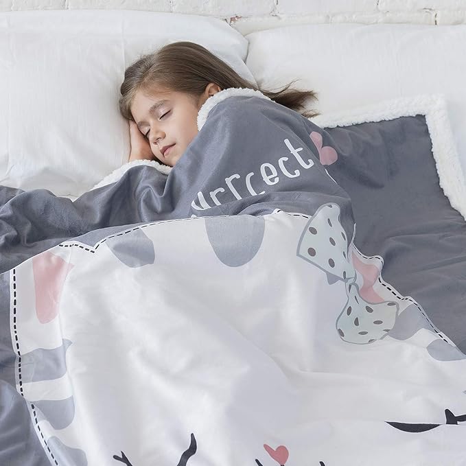 5 Stars United - Unisex Nursery Sherpa Blanket - Grey with Kitty Print