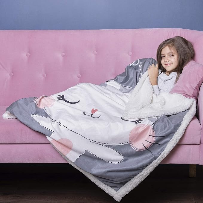 5 Stars United - Unisex Nursery Sherpa Blanket - Grey with Kitty Print
