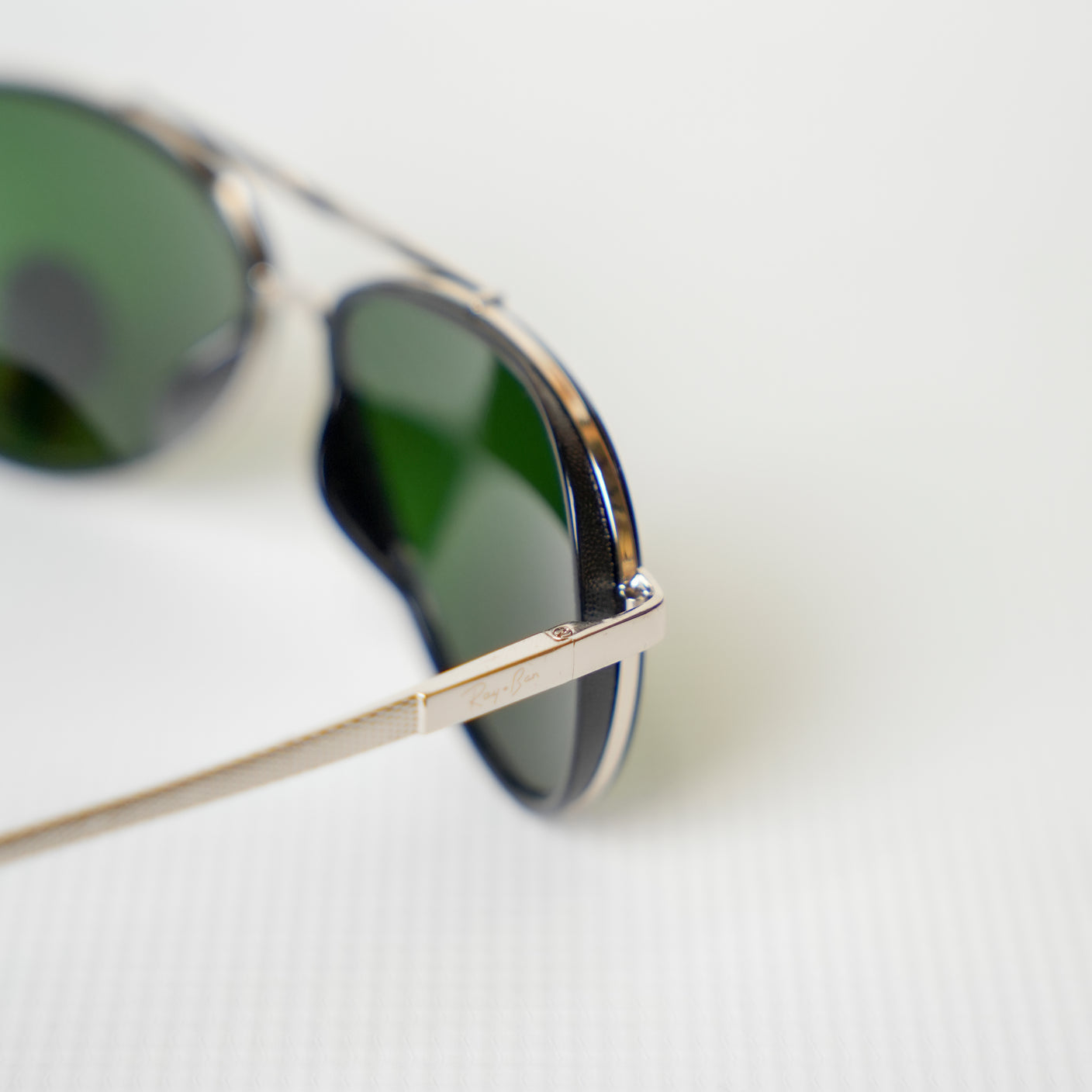 Ray-Ban Pilot Green Classic Gold Frame RB4414 685