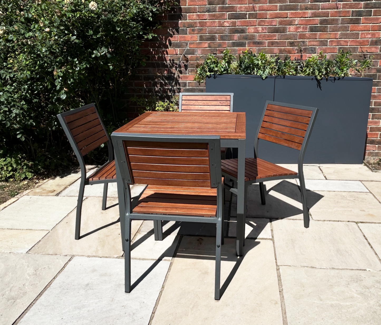 Premium 4 Seater Hardwood Outdoor Garden Patio Dining Set With Metal Frame – Square Table Stackable ChaIrs Brackenstyle Dorset