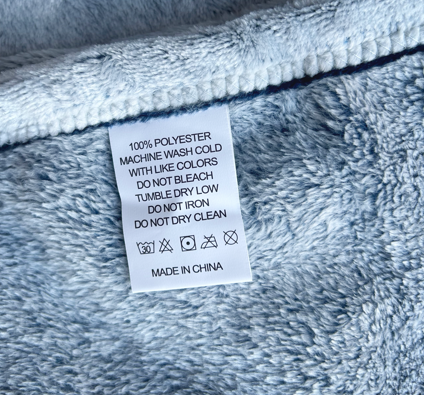 Poly Fleece Blanket - 150 x 200cm in Silver