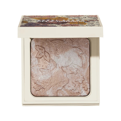 bobbi brown eye with decorative case on a white backgroundhadow