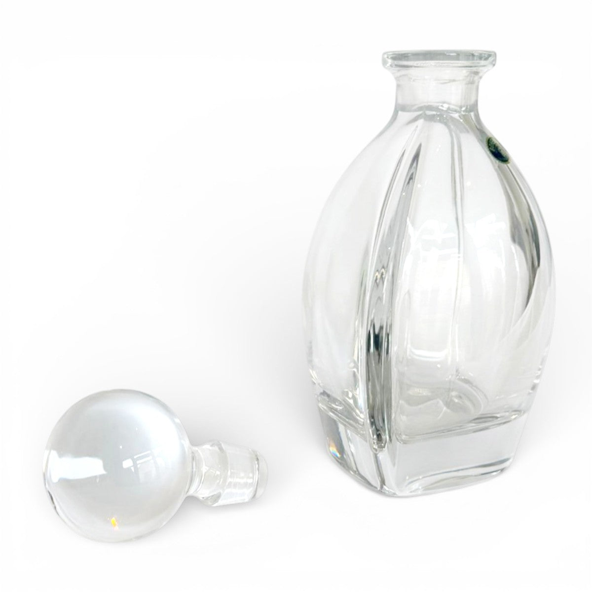 Bohemia Crystal 22oz (650ml) Whiskey Decanter – Hand-Blown Czech Crystal Glass