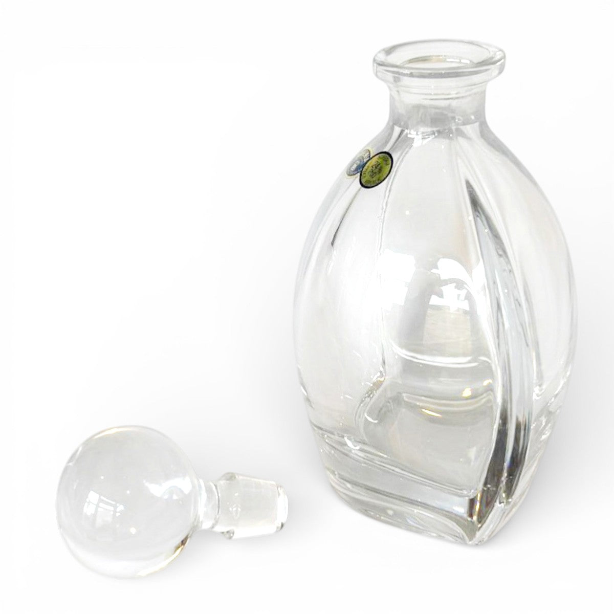 Bohemia Crystal 22oz (650ml) Whiskey Decanter – Hand-Blown Czech Crystal Glass
