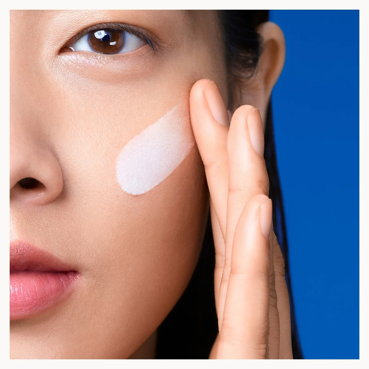 La Roche-Posay Anthelios UVMune 400 Hydrating Invisible Fluid Non-Perfumed Sun Cream SPF 50+ 50ml