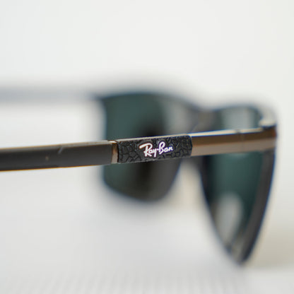 Ray-Ban Pilot Green Classic Gold Frame RB4414 685