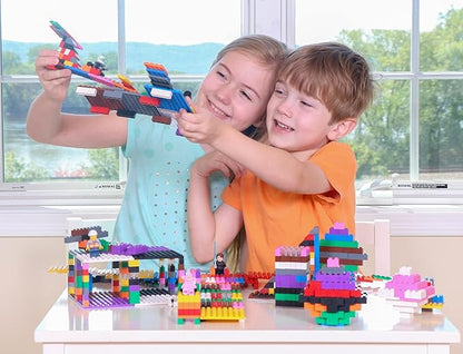 Strictly Briks - LEGO Compatible 672 Piece Bricks Building Starter Kit