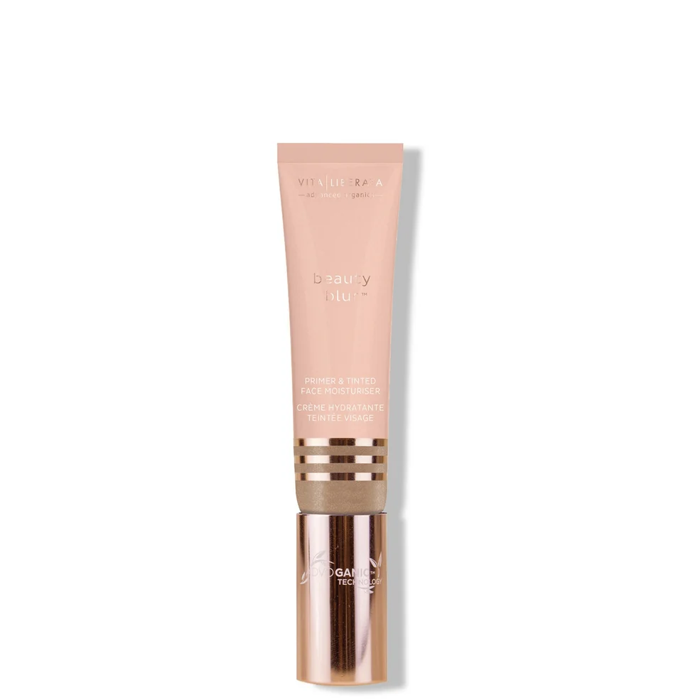 Vita Liberata Body Blur - Latte 30ml Foundation on a white background