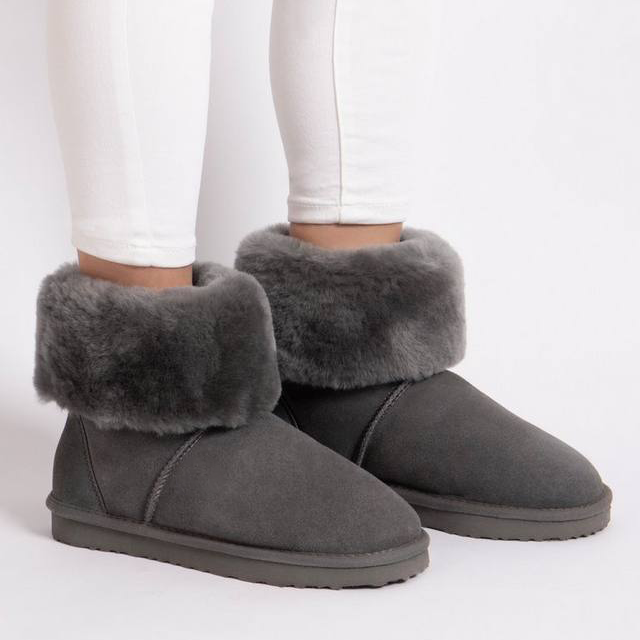 Just Sheepskin Women's Cornwall Sheepskin Boots - Granite, Size UK 4