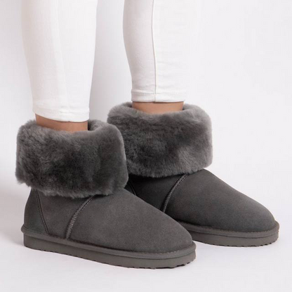 Just Sheepskin Women's Cornwall Sheepskin Boots - Granite, Size UK 4